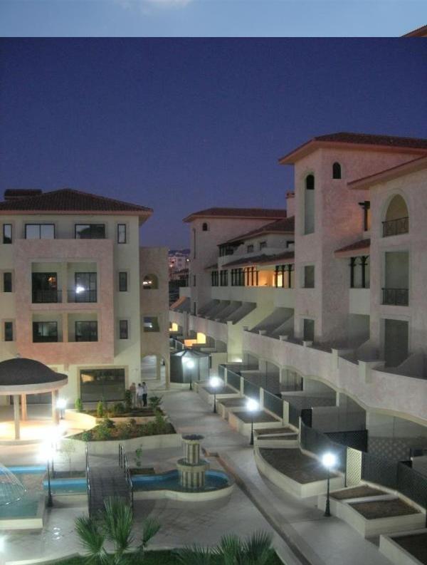 Pool Side 2 Bedroom Queens Gardens Complex Paphos ภายนอก รูปภาพ