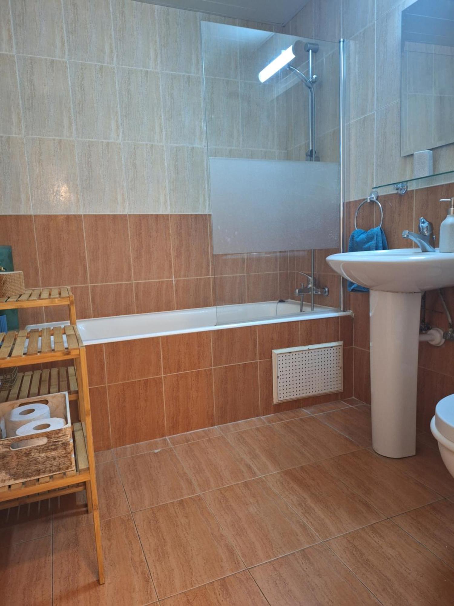 Pool Side 2 Bedroom Queens Gardens Complex Paphos ภายนอก รูปภาพ
